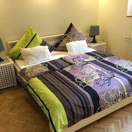 Schick Hamburg Apartment เกสทาคท์ ภายนอก รูปภาพ