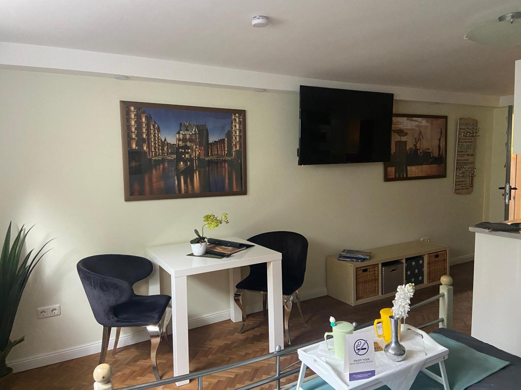 Schick Hamburg Apartment เกสทาคท์ ภายนอก รูปภาพ
